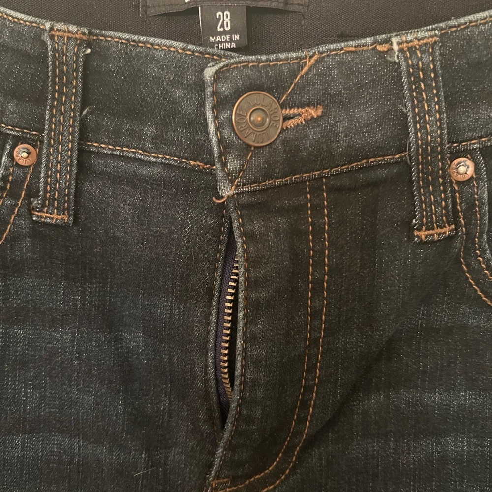 LuLaRoe High Rise Dark Wash Distressed Ankle Denim Jeans - Picture 2 of 4